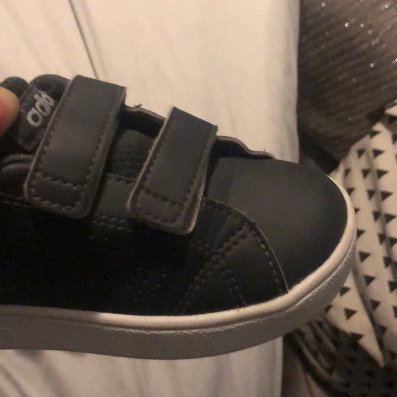 Adidas - Picture 4 of 5